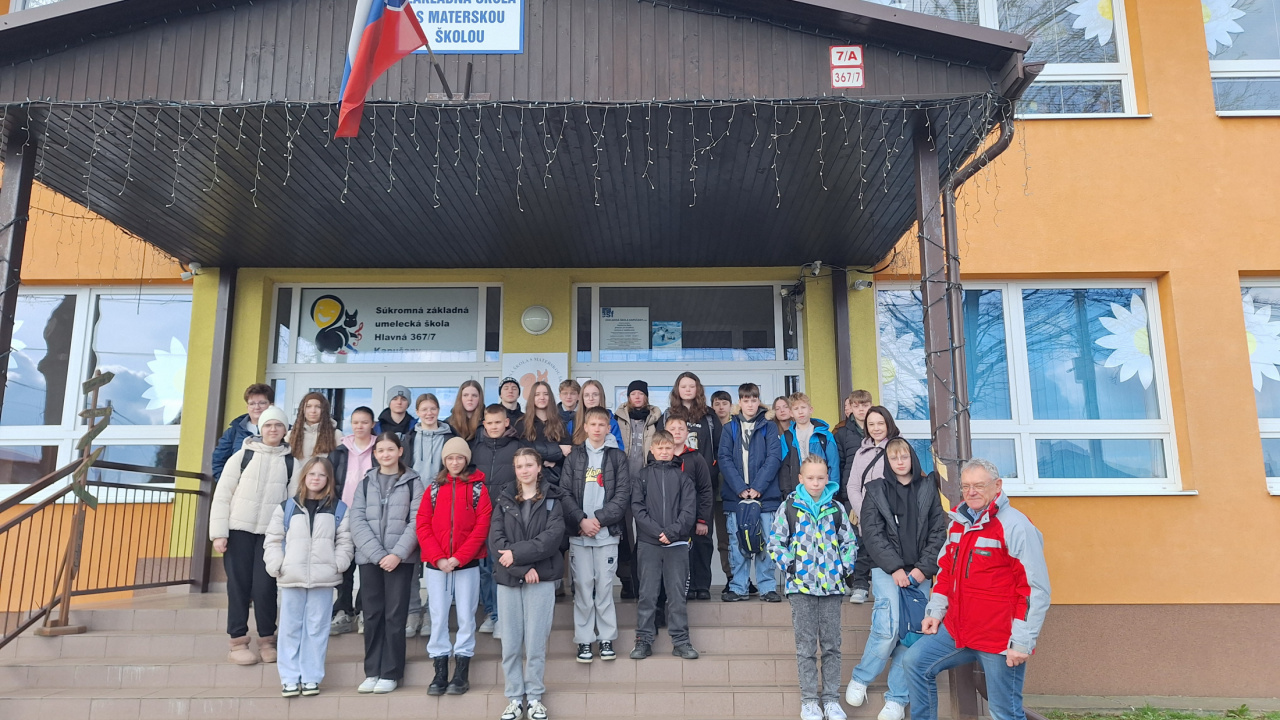 Spoločné iniciatívy samospráv - Obec Kapušany a Gmina Miejsce Piastowe Návšteva študentov z Poľska v Kapušanoch na ZŠ s MŠ Kapušany 8. 4. 2025 Spoločné iniciatívy samospráv - Obec Kapušany a Gmina Miejsce Piastowe Návšteva študentov z Poľska v Kapušanoch na ZŠ s MŠ Kapušany 8. 4. 2025 Spoločné iniciatívy samospráv - Obec Kapušany a Gmina Miejsce Piastowe Návšteva študentov z Poľska v Kapušanoch na ZŠ s MŠ Kapušany 8. 4. 2025 Spoločné iniciatívy samospráv - Obec Kapušany a Gmina Miejsce Piastowe Návšteva študentov z Poľska v Kapušanoch na ZŠ s MŠ Kapušany 8. 4. 2025